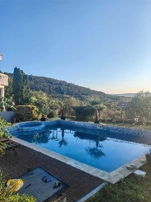 Къща с басейн в с. Рогачево