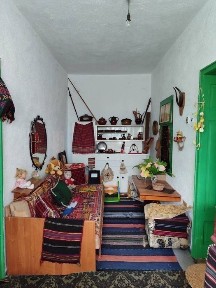 Продажба на самостоятелна къща в с. Веселиново! Отлично състояние!