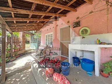 Продава едноетажна, тухлена къща в с. Писарево (обл. Шумен). ТОП имот!