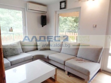 Обзаведен, двустаен ап. на две нива в Яворов!