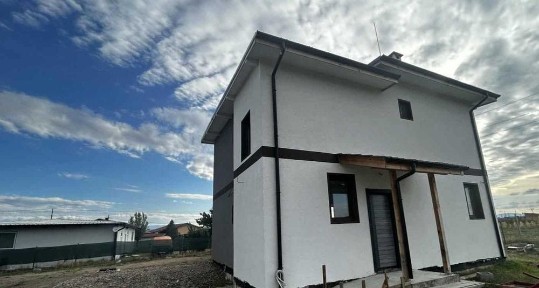 Къща за продажба в гр. Костинброд