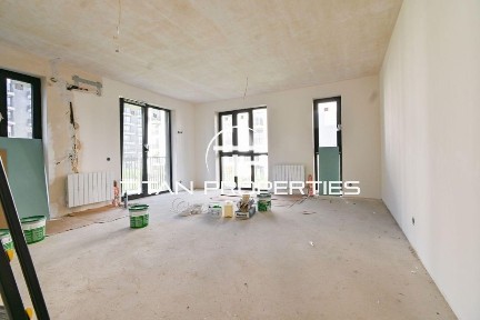 Тристаен, за продажба, ж. к. Красно село