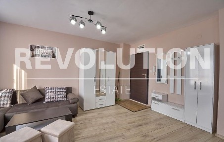 ЕКСКЛУЗИВНО! Едностаен апартамент в жк. Тракия