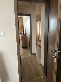 Апартамент двустаен