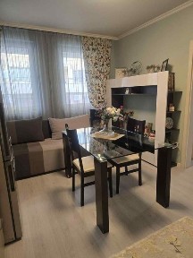 Тристаен, под наем, ж. к Овча Купел