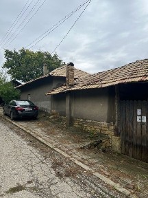 Къща с двор, с. Горско Абланово, СОБСТВЕНИК