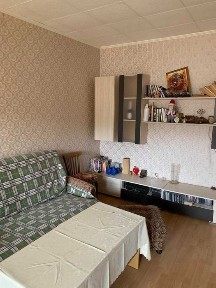 Продава двустаен апартамент - панел в кв. 