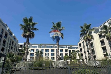 1-стаен в Варна, област-к. к. Св. Св. Константин и Елена площ 53 цена 2