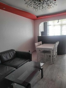 Отдава под наем обзаведен тристен апартамент в ж. к. Изток