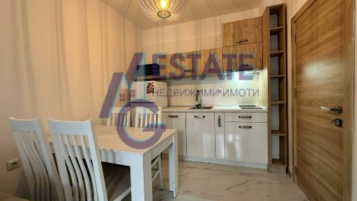 Обзаведен двустаен апартамент в затворен комплекс в Приморско.