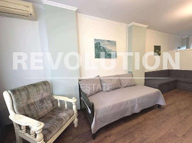 Двустаен апартамент в района на к. к Златни пясъци!