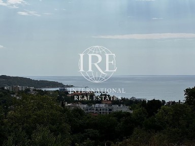 Къща в Добрич, област-гр. Балчик площ 218 цена 235000