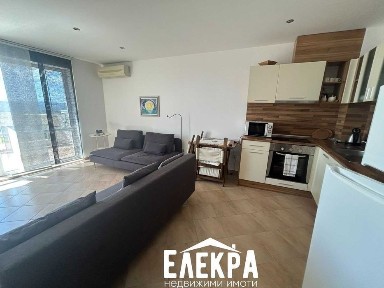 Двустаен апартамент гр. Бяла