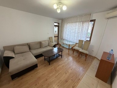 Двустаен Апартамент Под Наем Кв. Вароша