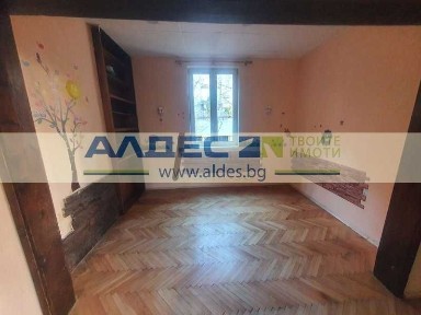 Многофункционална къща под наем в Лозенец до пл. Журналист!