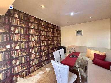 Къща за продажба в с. Червена вода