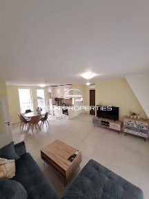 Многостаен апартамент под наем в Център