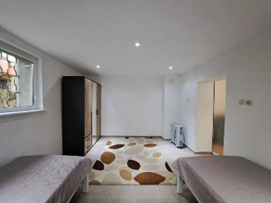 Давам под наем 2-стайно жилище в Сухата река