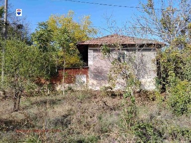 Селска къща за продажба с. Горно Абланово, обл. Русе
