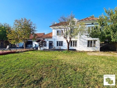 145311 Реновирана къща с 3 спални и басейн в с. Стефан Стамболово