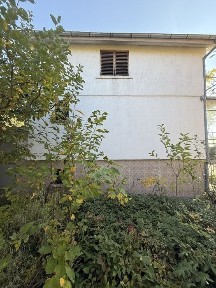 Двуетажна масивна КЪЩА - ПРОДАЖБА