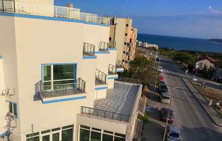 Двустаен апартамент в новопостроена сграда близо до плажа в Бяла