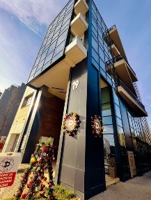 Продава луксозен офис на кв. Хладилника