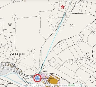 Продава се екологичен проект от 12 710 кв. м. с две нови дървени къщи.