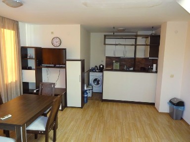 Просторен тристаен мезонет до плажа в кк Златни пясъци, огромна тераса