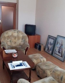 Тристаен, под наем, ж. к Младост 3