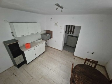 Многостаен апартамент за продажба в широк център на гр. Благоевград