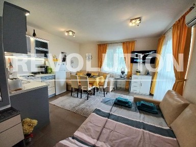 Едностаен апартамент в района на м-т Ален Мак!