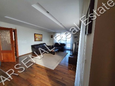 Многостаен модерен апартамент под наем, Овча купел