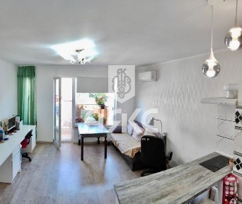 Многостаен апартамент в Центъра