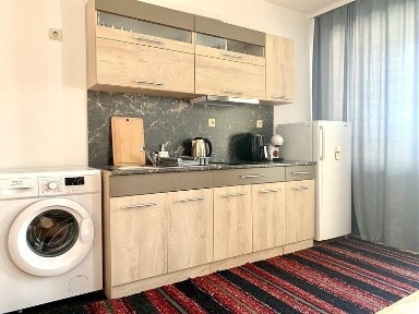 Несебър - целогодишно студио под наем