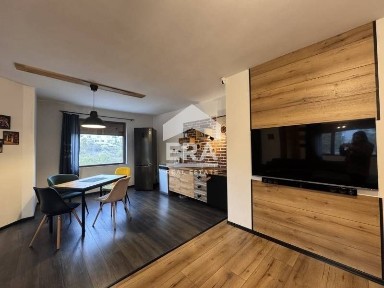 Област Варна, гр. Варна, Възраждане 4