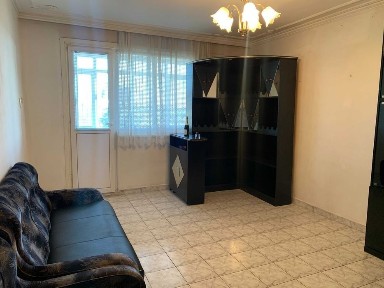 ЧЕТИРИСТАЕН апартамент в Карлово