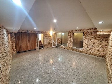 Апартамент. 62 кв. Колхозен пазар.