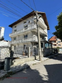 Къща в София-Модерно Предградие площ 424 цена 750000