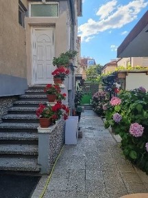 Продажби. Етаж от