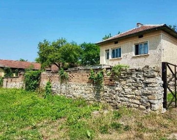 Къща село Добромирка