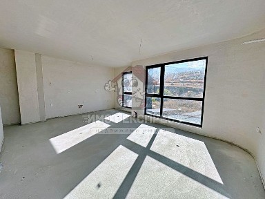 Тристаен апартамент, ново строителство, кв. Запад, панорама