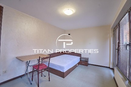 Едностаен апартамент под наем в Център