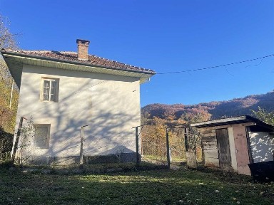 Селска къща с панорамна гледка