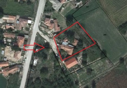 Къща в с. Окорш! Голям самостоятелен двор! Гараж!