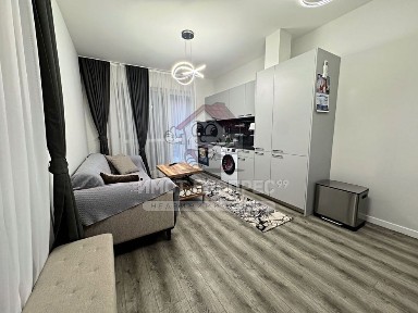 Обзаведен двустаен апартамент, под наем, ново строителство, кв. Изток