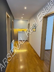 Тристаен апартамент под наем, Манастирски ливади