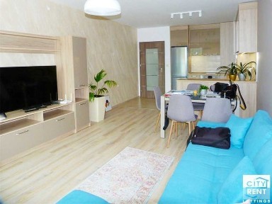 104274 Обзаведен апартамент с две спални в центъра на В. Търново