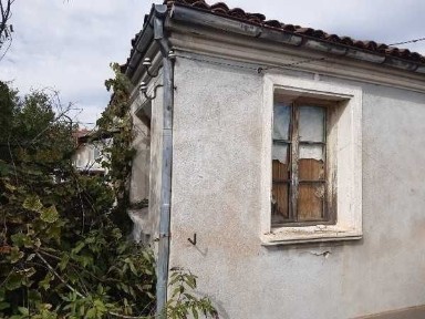 Двуетажна къща в с. Зелениково! 93293