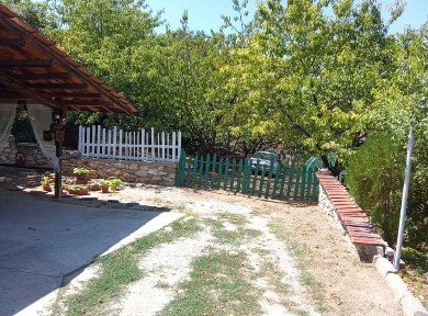 Къща в град Куклен